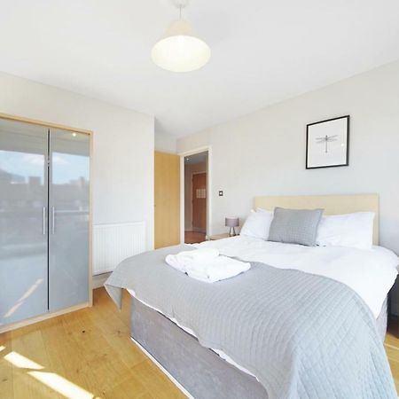 2 Bed Executive Penthouse Near Liverpool Street Free Wifi By City Stay Aparts Лондон Экстерьер фото